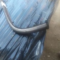 Mercedes-Benz W123 Rivestimento passaruota posteriore 