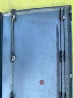 Mercedes-Benz E W124 Takaoven lista (muoto) 1246901840