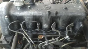 Mercedes-Benz 190 230 W110 W111 Engine 921.918