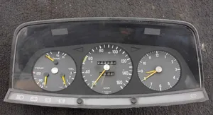 Mercedes-Benz W123 Compteur de vitesse tableau de bord 87001050