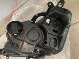 Toyota Proace Lampa przednia SU001A1266