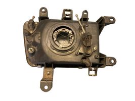 Toyota 4 Runner N180 Faro delantero/faro principal 8111035230