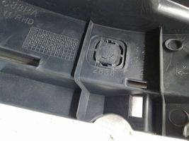 Ford C-MAX I Kit de boîte à gants 3M51R06044