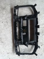 Opel Insignia A Moldura del monitor frontal 495050031