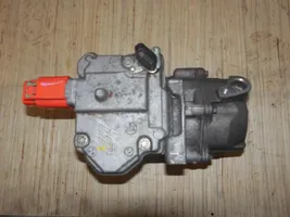 Toyota Yaris Ilmastointilaitteen kompressorin pumppu (A/C) 