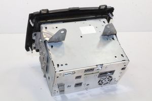 Honda CR-V Panel / Radioodtwarzacz CD/DVD/GPS 08A402M6401