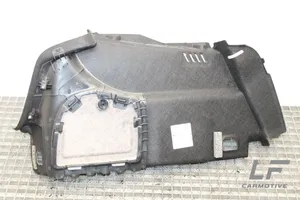 Audi A3 S3 8V seitliche Verkleidung Kofferraum 8V5863888K