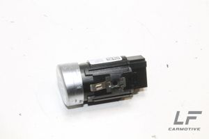 Audi A5 Bouton poussoir de démarrage du moteur 8W2905217F