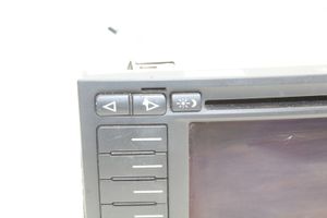 Volkswagen Touareg I Radio/CD/DVD/GPS-pääyksikkö 7L6035191N