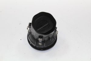 Mercedes-Benz B W246 W242 Lango oro grotelės A2468300454