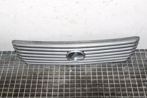 Lexus LS 430 Grille calandre supérieure de pare-chocs avant 