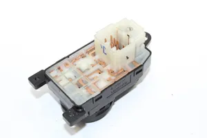 Hyundai i20 (PB PBT) Interruptor del espejo lateral 202008323