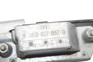 Audi A5 8T 8F Éclairage de plaque d'immatriculation 8E0827657G