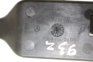 Mercedes-Benz ML W164 Rygiel zamka drzwi tylnych A1647600108