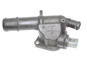 Volkswagen Tiguan Boîtier de thermostat 03L121132