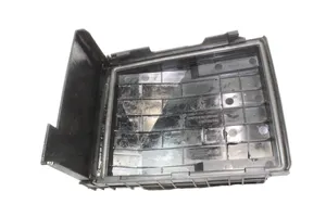 Volkswagen Scirocco Fuse box cover 1K0937132F