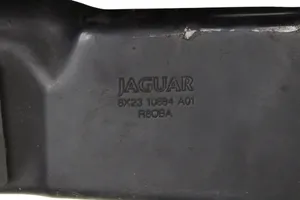 Jaguar XF X250 Ylempi jäähdyttimen ylätuen suojapaneeli 8X2310884A