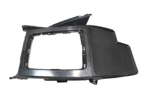 Mazda 6 Rivestimento in plastica cornice della leva del cambio GML864341