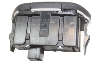 Mercedes-Benz SL R230 Botón interruptor de luz de peligro 2308213451