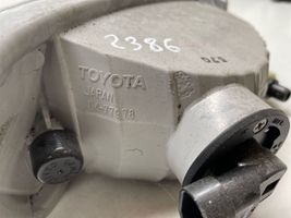 Toyota Previa (XR30, XR40) II Światło przeciwmgłowe przednie 
