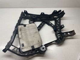 Mercedes-Benz GLS X166 Soporte de montaje del parachoques trasero A1668854100