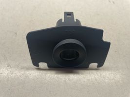 Mercedes-Benz R W251 Supporto anteriore per il sensore di parcheggio (PDC) A2518801414