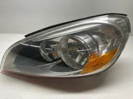 Volvo V60 Lampa przednia 89905475