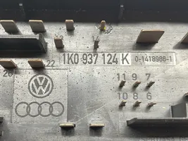 Volkswagen Golf Plus Skrzynka bezpieczników / Komplet 