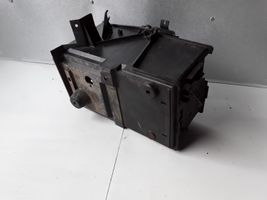 Volvo C30 Vassoio scatola della batteria 30667941