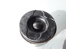 Volvo V50 Piston 