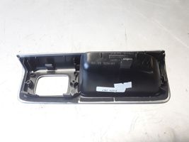 Volvo S40 Klamka wewnętrzna drzwi tylnych 8679681