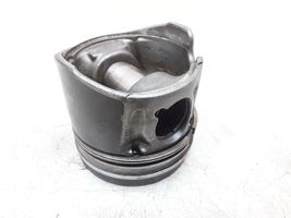 Volvo V50 Piston 