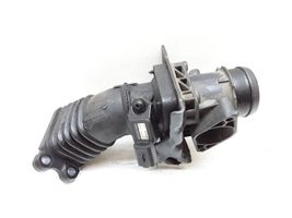 Volvo V50 Turboahtimen ilmanoton letku 25344296