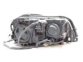 Volvo XC90 Lampa przednia 31217047