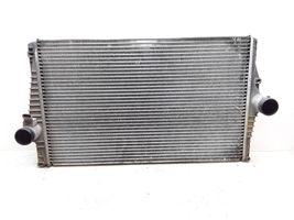 Volvo XC90 Chłodnica powietrza doładowującego / Intercooler 30748808