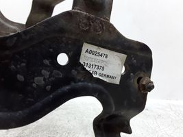 Volvo V70 Supporto di montaggio della pompa del servosterzo 31317375