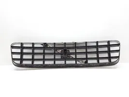 Volvo XC90 Maskownica / Grill / Atrapa górna chłodnicy 8620641