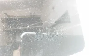 Mercedes-Benz S W220 Vitre de fenêtre porte arrière 
