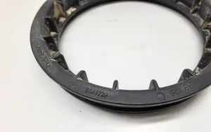 Volvo S60 Bague de verrouillage pour réservoir de carburant 8649739