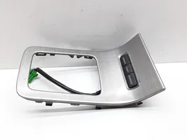 Volvo V70 Rivestimento in plastica cornice della leva del cambio 30724234