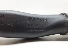 Volvo V50 Tube d'admission de tuyau de refroidisseur intermédiaire 30741212