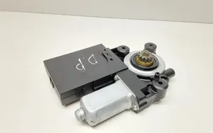 Volvo C30 Motorino alzacristalli della portiera anteriore 30773903