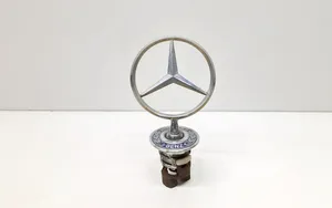 Mercedes-Benz E W211 Mostrina con logo/emblema della casa automobilistica 