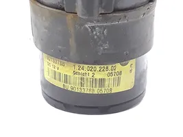 Volvo V70 Pompe à eau de liquide de refroidissement 12402022602