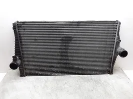 Volvo XC90 Chłodnica powietrza doładowującego / Intercooler 30748808