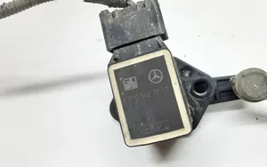 Mercedes-Benz R W251 Capteur de niveau de phare A0105427717