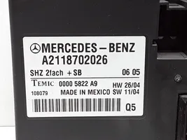 Mercedes-Benz E W211 Moduł / Sterownik fotela A2118702026