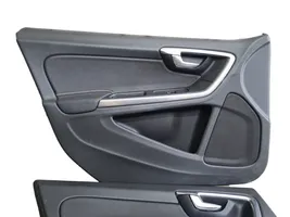 Volvo V60 Türverkleidung komplett 8686852