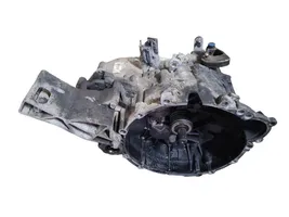 Volvo S60 Mechaninė 6 pavarų dėžė P9482234