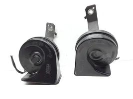 Volvo V70 Horn signal 08635071